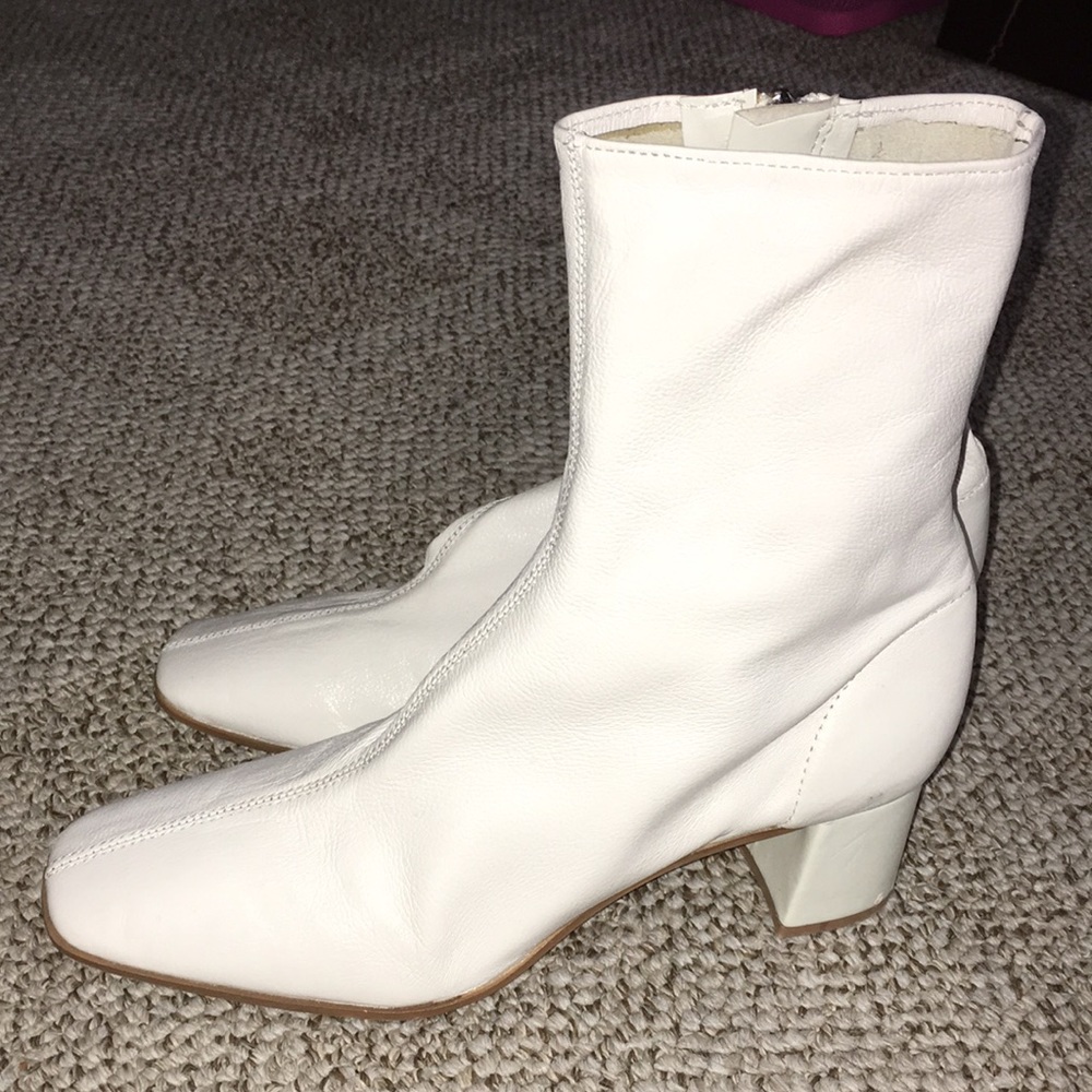 Zara real soft real leather cream EUC booties 37
